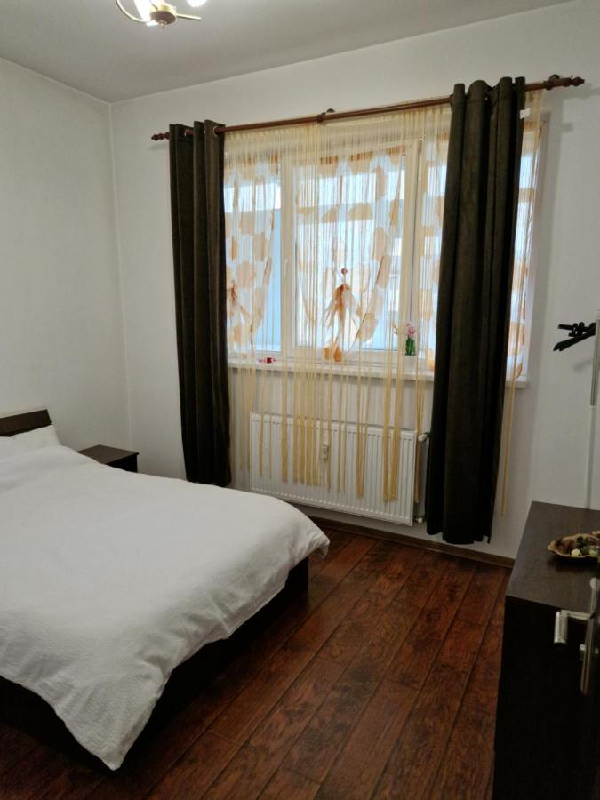 Charming Apartment With Private Terrace Букурещ Екстериор снимка