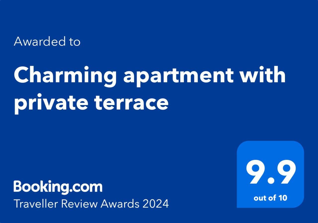 Charming Apartment With Private Terrace Букурещ Екстериор снимка